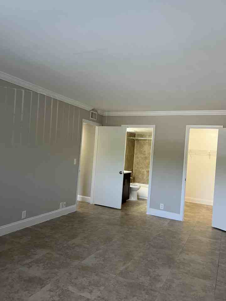 909 Rich Drive #205 - Photo 7 of 16