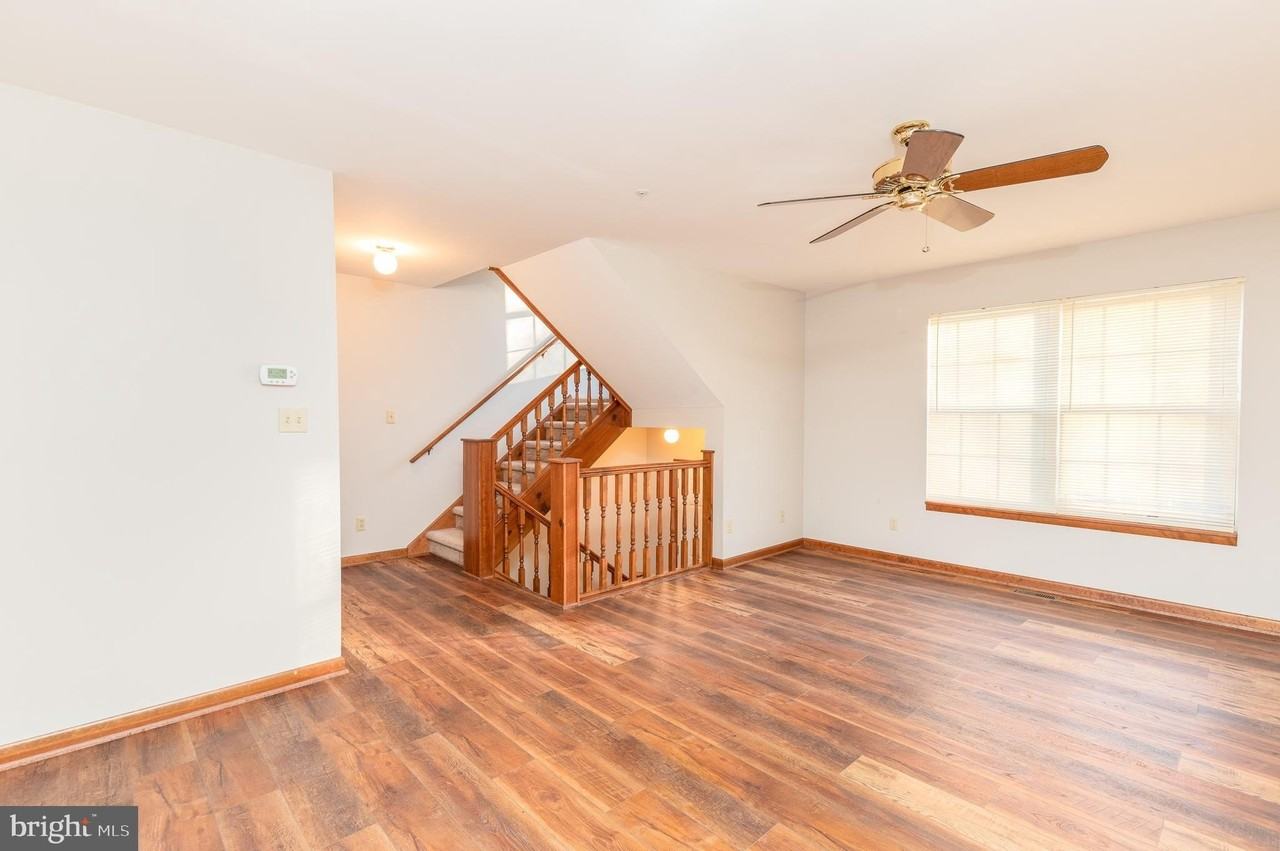 30 Duck Harbour Dr - Photo 4 of 25