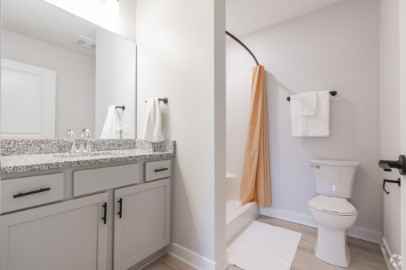 9914 Moore Hill Pl #9914-303 - Photo 3 of 20
