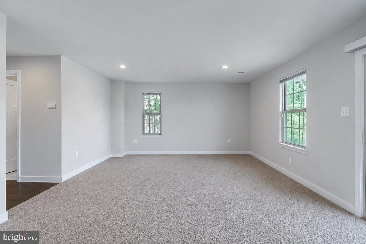 8032 Spring Arbor Dr - Photo 7 of 50