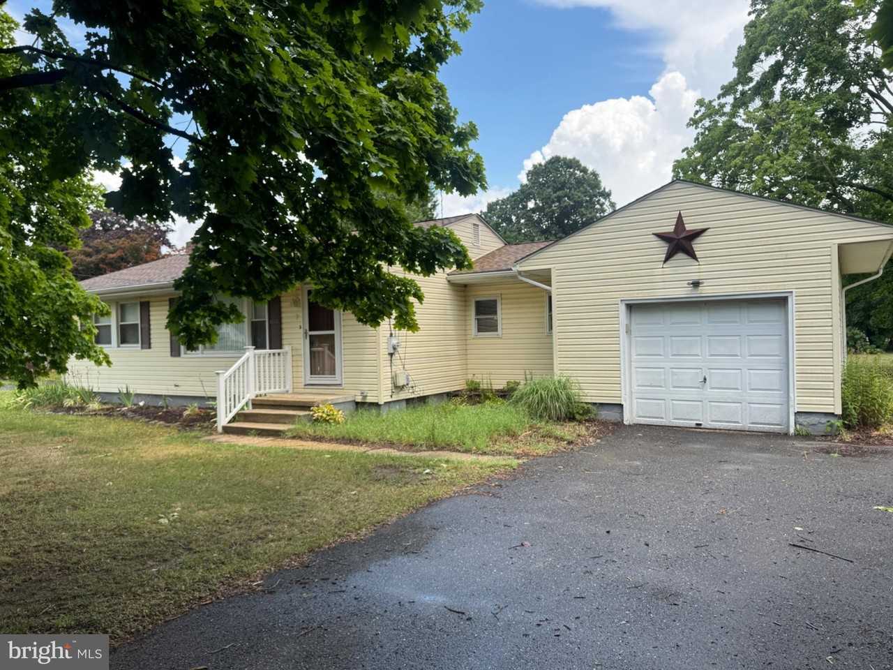 7 Danna Ln - Photo 6 of 29