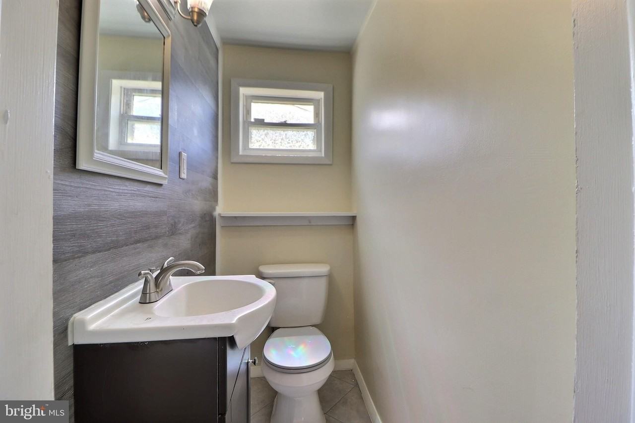 7556 Baxter Ave - Photo 5 of 27