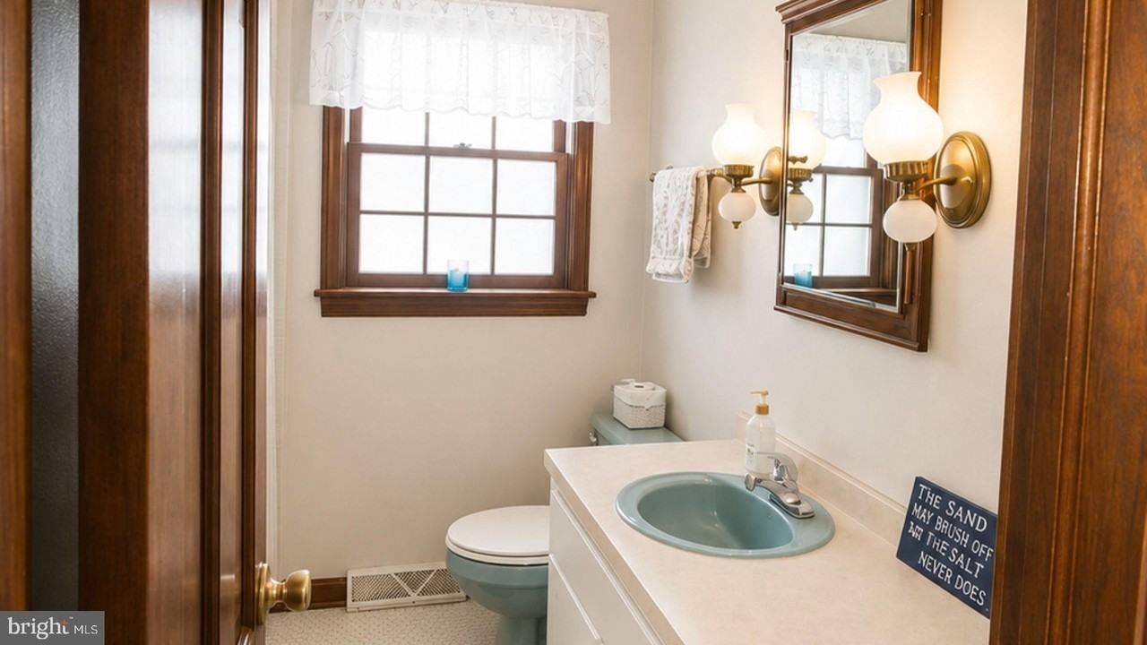 1936 Merrimac Dr - Photo 7 of 14