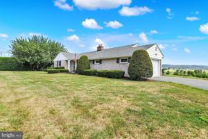 featured image of 13 Lupine Ln