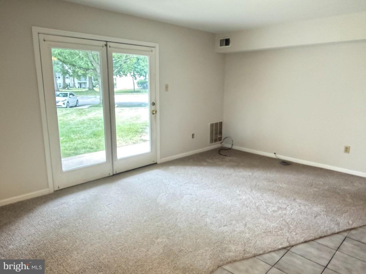 203 Steamboat Sta - Photo 2 of 9