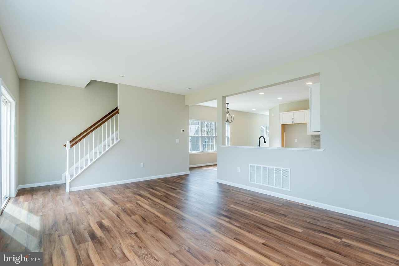 1714 Shady Ln - Photo 6 of 24