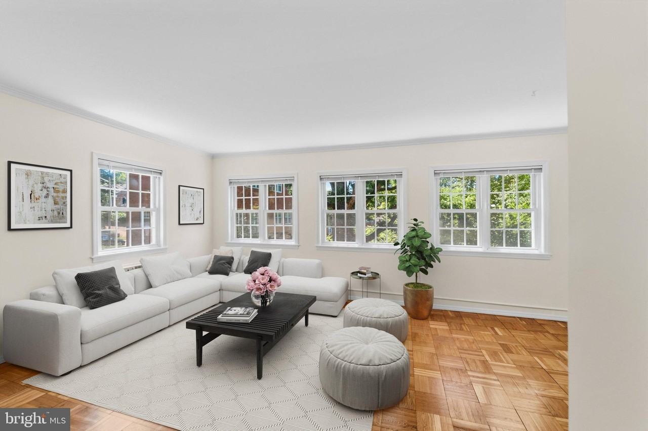 3226 Gunston Rd - Photo 6 of 31