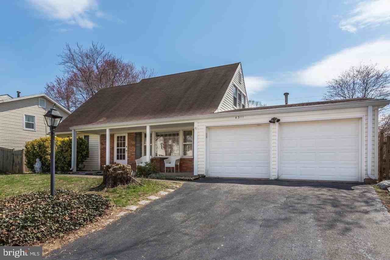 4311 Pergate Ln - Photo 4 of 30