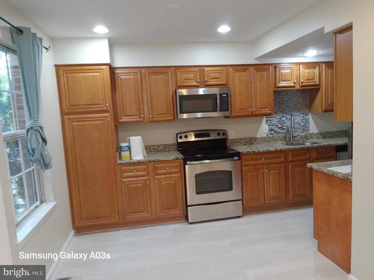 6398 Shaundale Dr - Photo 4 of 19