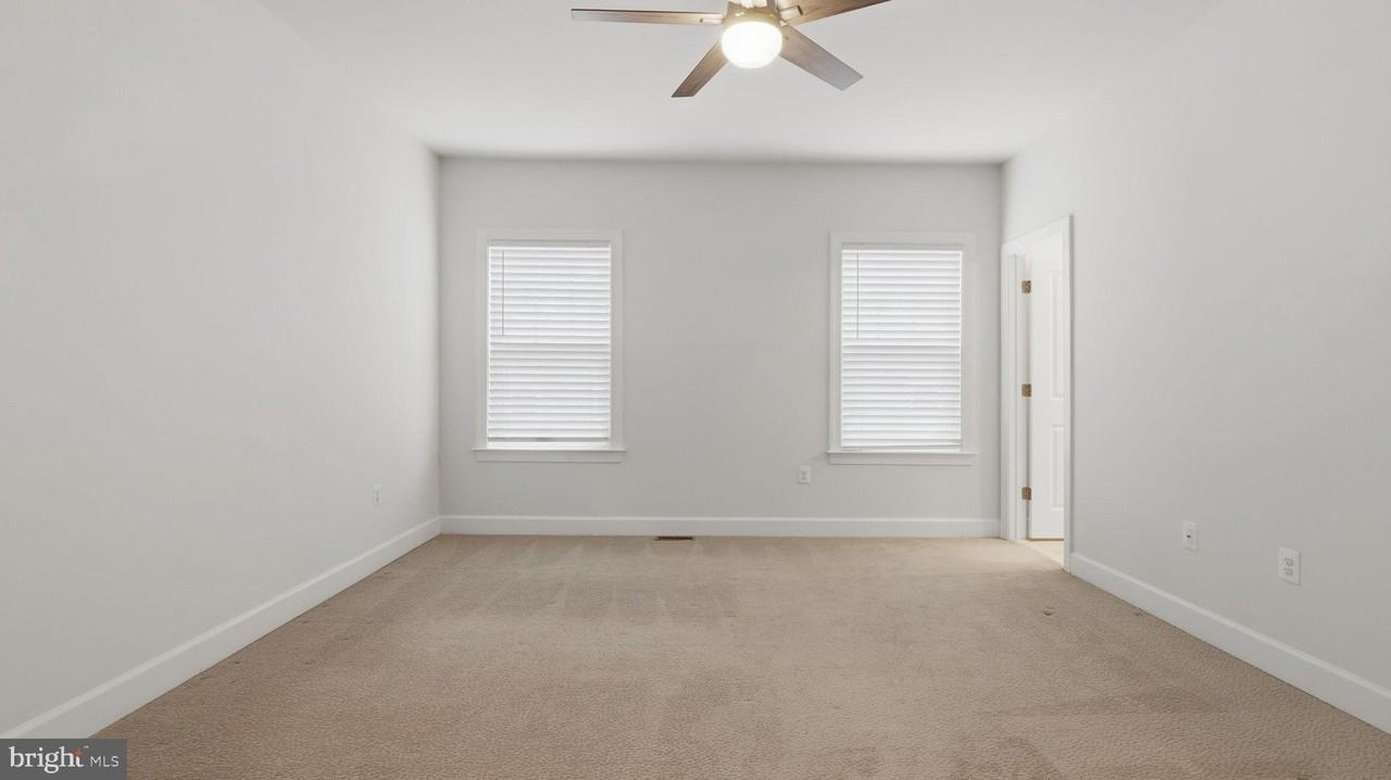 13806 Litespeed Way - Photo 7 of 22