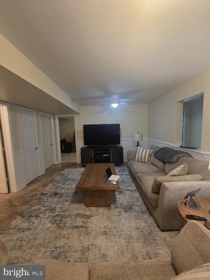 11021 Naples Ct #BS - Photo 5 of 14