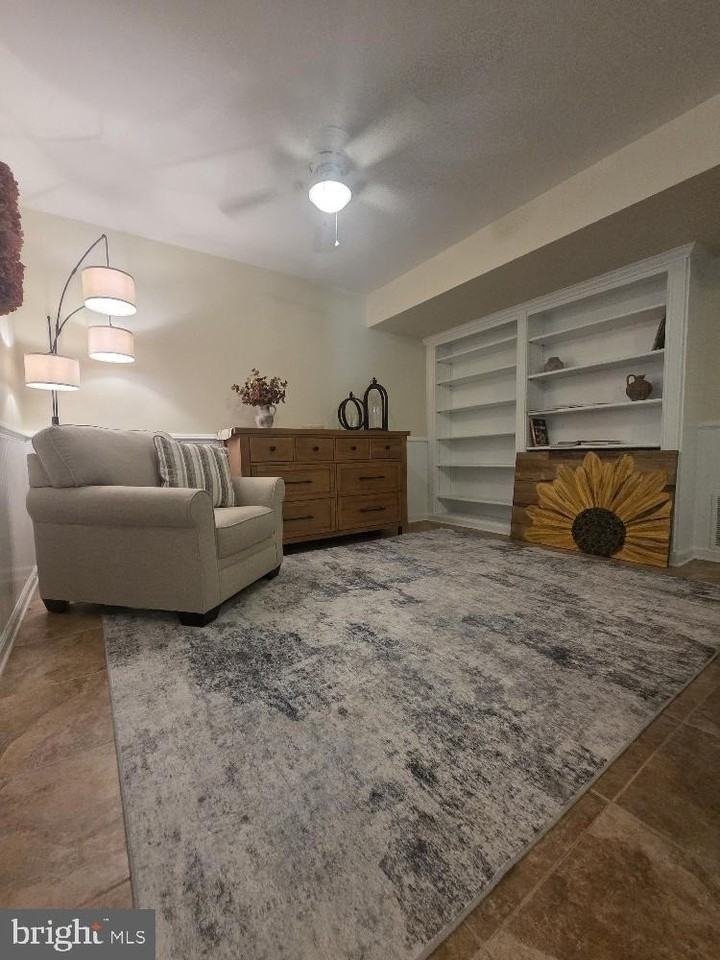 11021 Naples Ct #BS - Photo 6 of 14