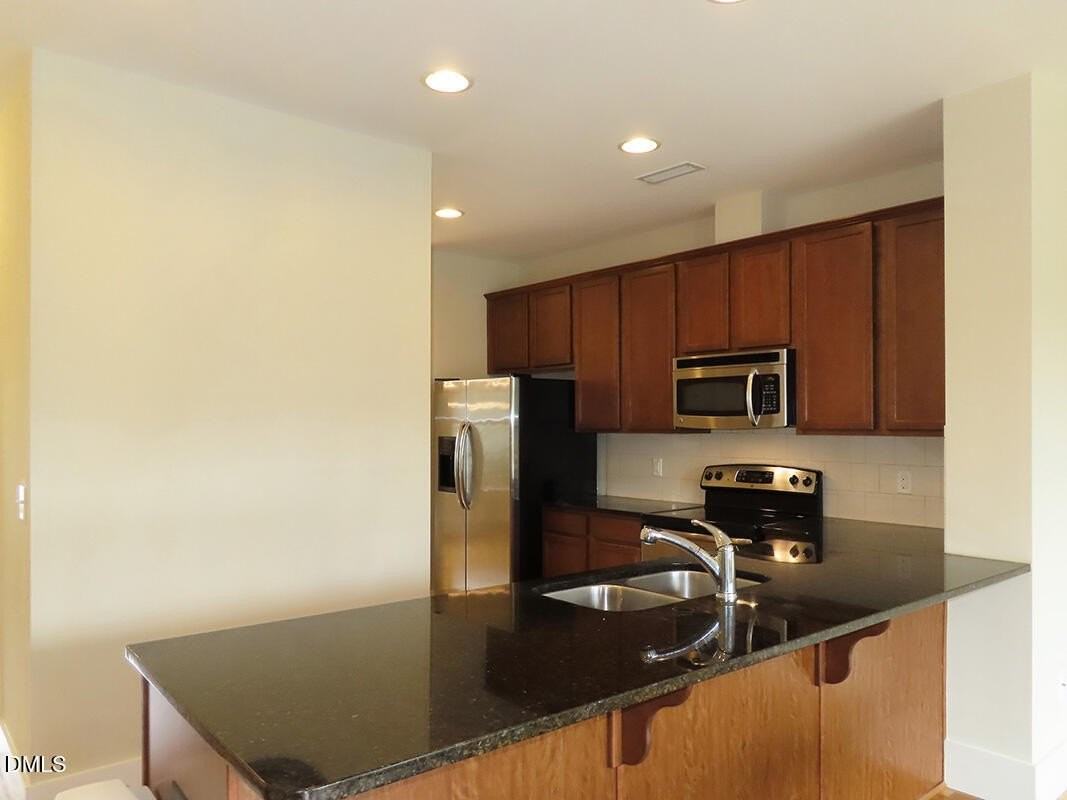 35 Winkler Way - Photo 7 of 27