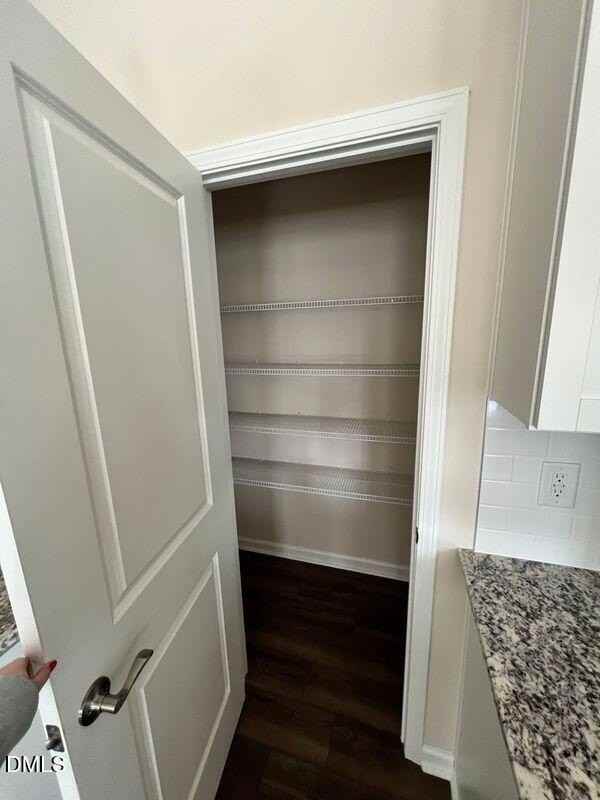 547 Glen Clova Dr - Photo 6 of 20