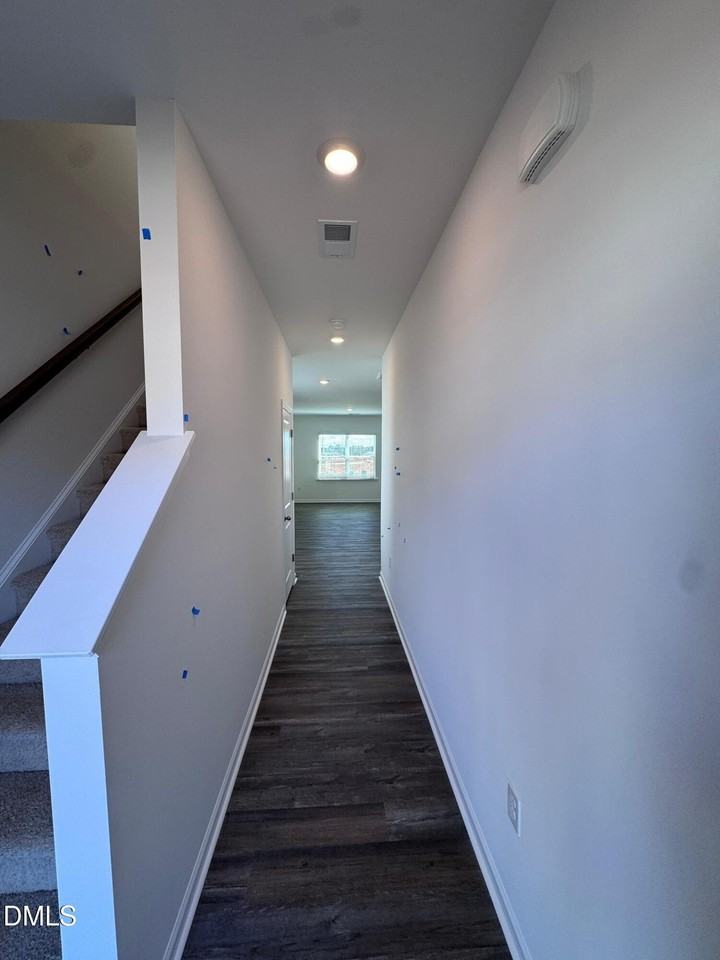 123 Starlight St - Photo 7 of 30