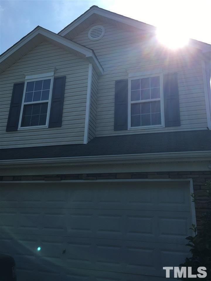 404 Commons Dr - Photo 2 of 15