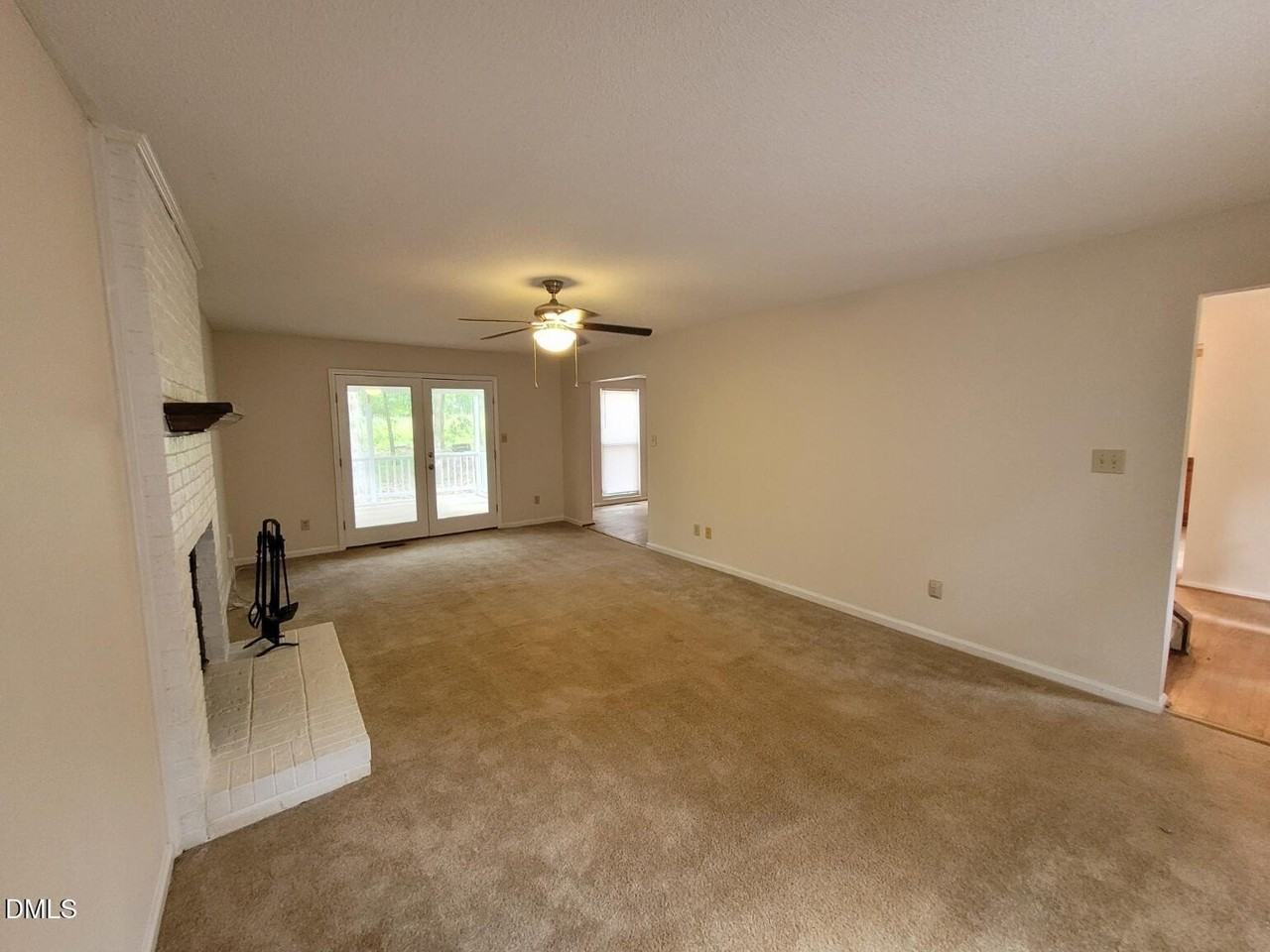 104 Corgy Dr - Photo 5 of 30