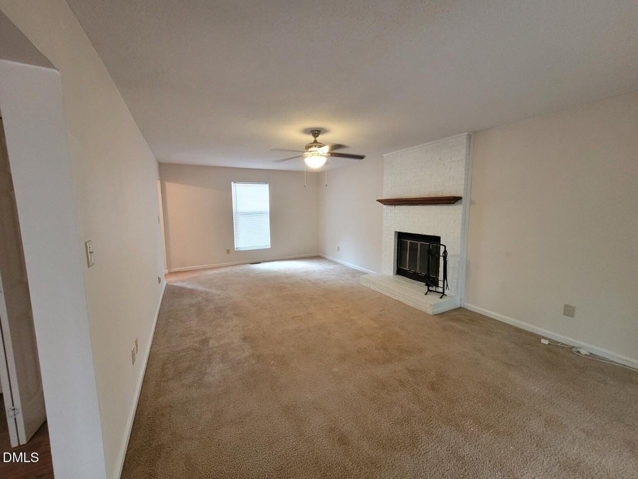 104 Corgy Dr - Photo 7 of 30