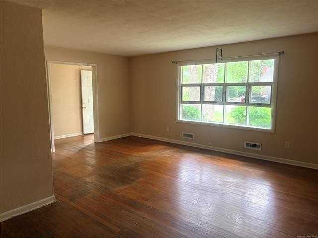 229 John Pinckney Ln - Photo 2 of 12