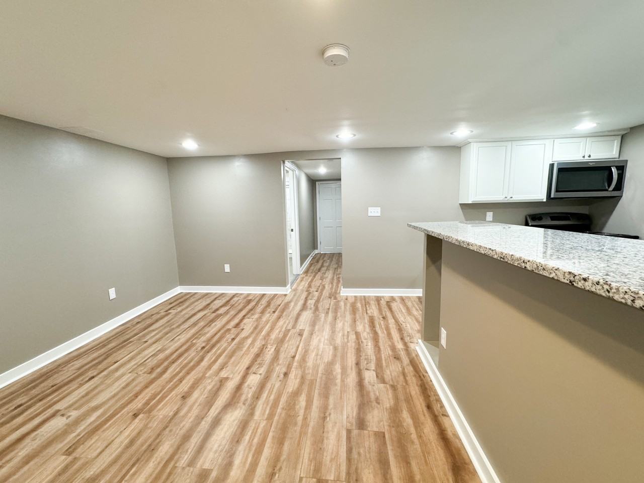3310 Ottawa Ave #A - Photo 6 of 14