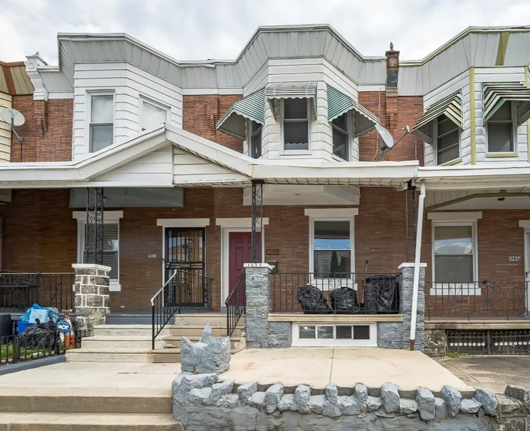 1239 N Frazier St #1 - Photo 2 of 24