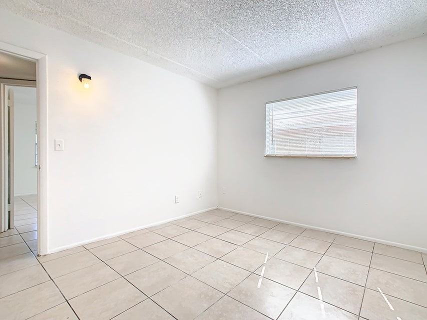 714 Michigan Ct #1 - Photo 6 of 30