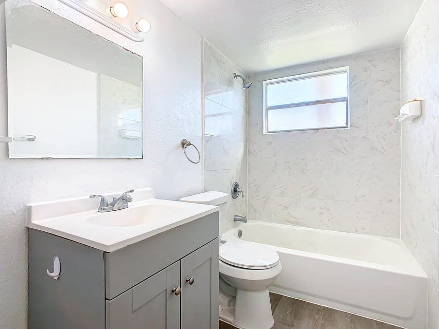 714 Michigan Ct #1 - Photo 7 of 30