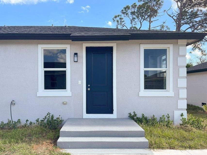 246 Rotonda Blvd W #1 - Photo 2 of 18