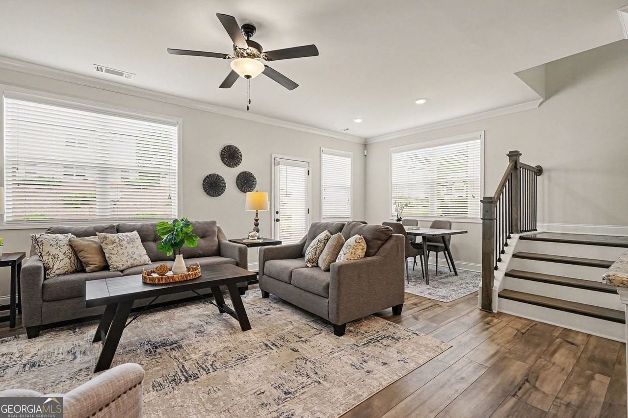 4657 Cypress Landing Way - Photo 6 of 25