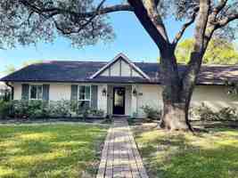 featured image of 5616 Pine St