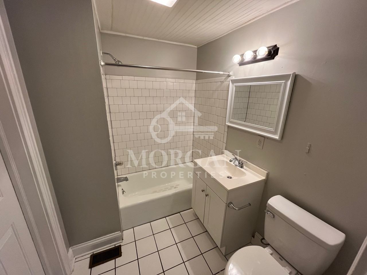 903 College Dr #1 - Photo 5 of 9