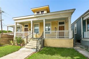 2712 Marengo St - Photo 1 of 1