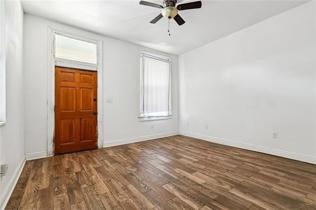 2712 Marengo St - Photo 2 of 10