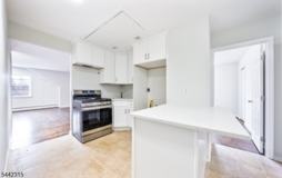 91 Broad St Apt 2nd - Photo 1 of 1