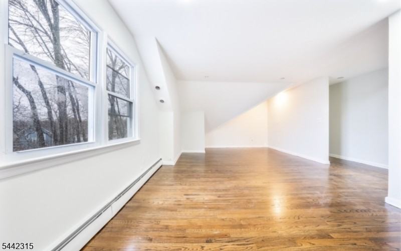 91 Broad St Apt 2nd - Photo 2 of 11