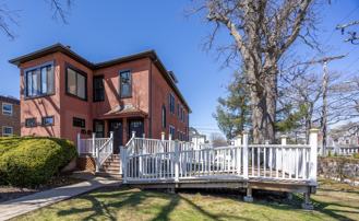 852 Farmington Ave - Photo 1 of 1