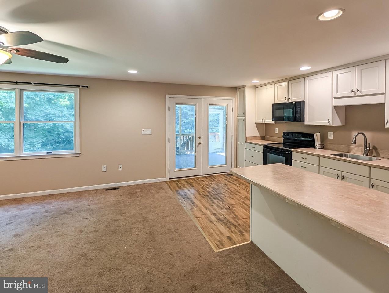 5115 Irving St ##2 - Photo 5 of 26