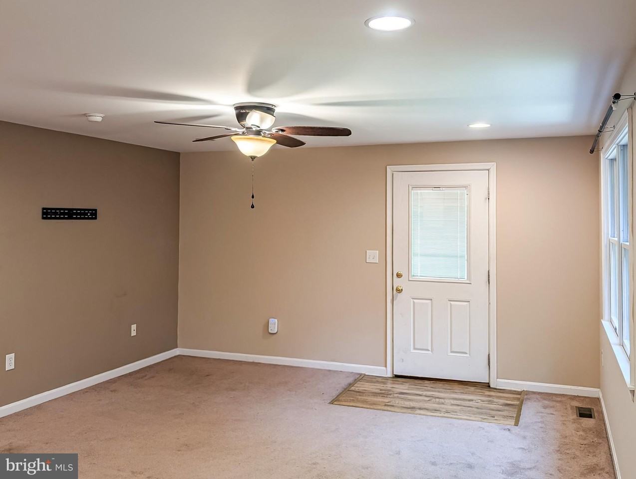 5115 Irving St ##2 - Photo 7 of 26