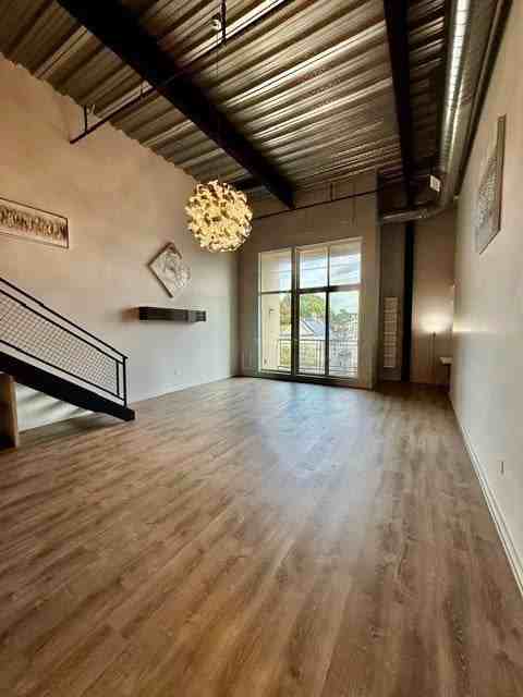 950 Broadway - Photo 6 of 28