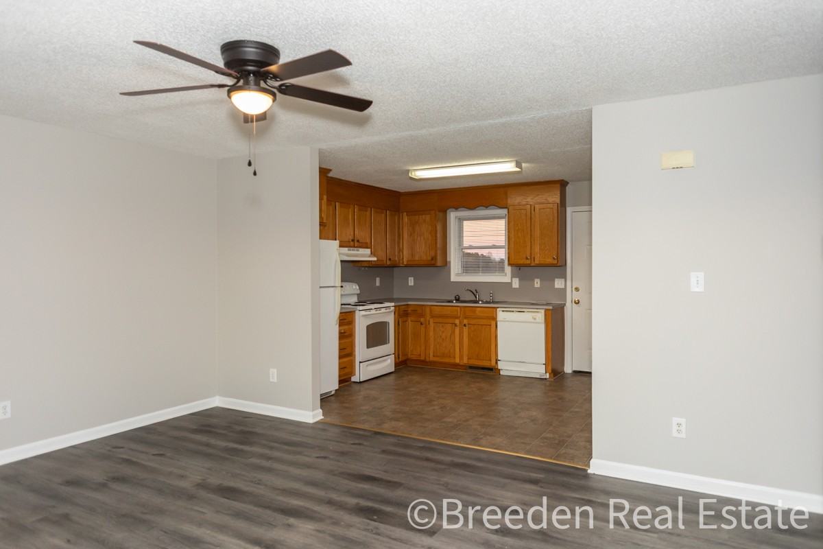 3441 Dreamy Ln #3 - Photo 3 of 11
