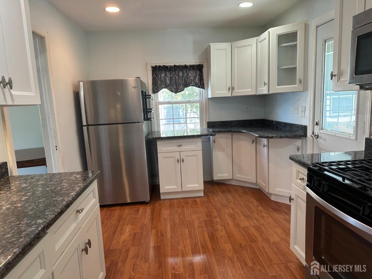 536 Alice Pl - Photo 4 of 11