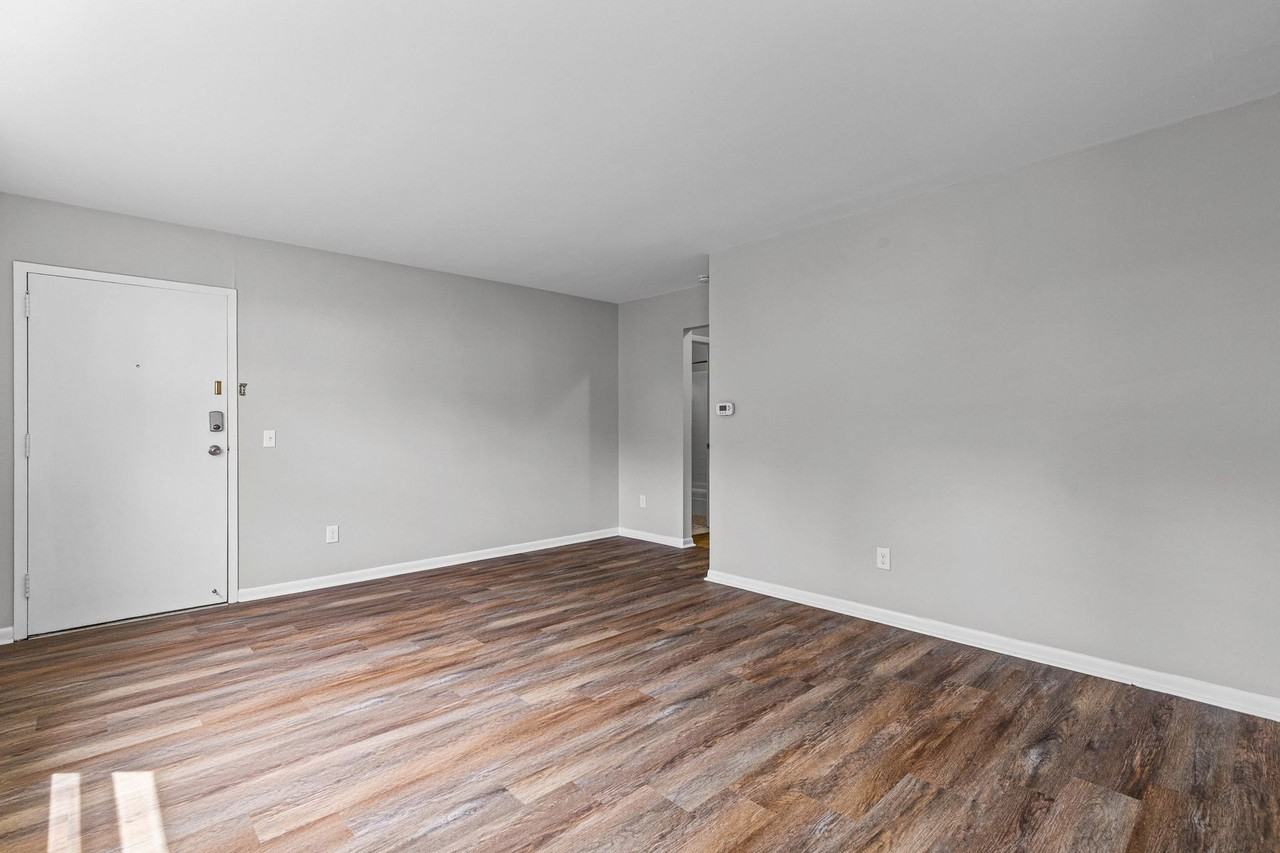 Canandaigua Garden Apartments - Photo 4 of 38