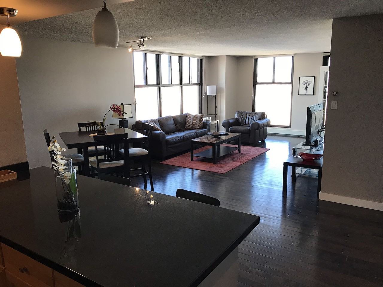 1100 8 Ave Sw - Photo 3 of 30