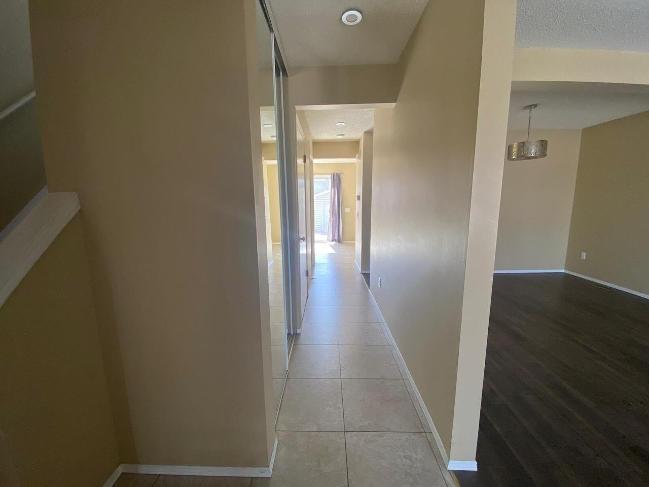 37 River Rock Rd Se - Photo 5 of 29