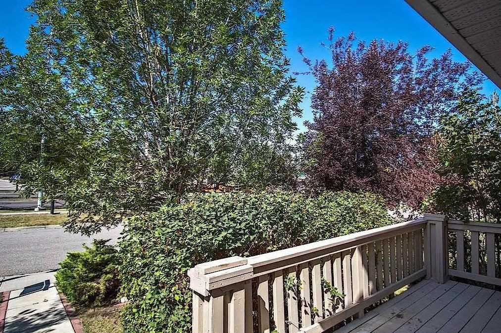 123 Somervale Close Sw - Photo 3 of 29