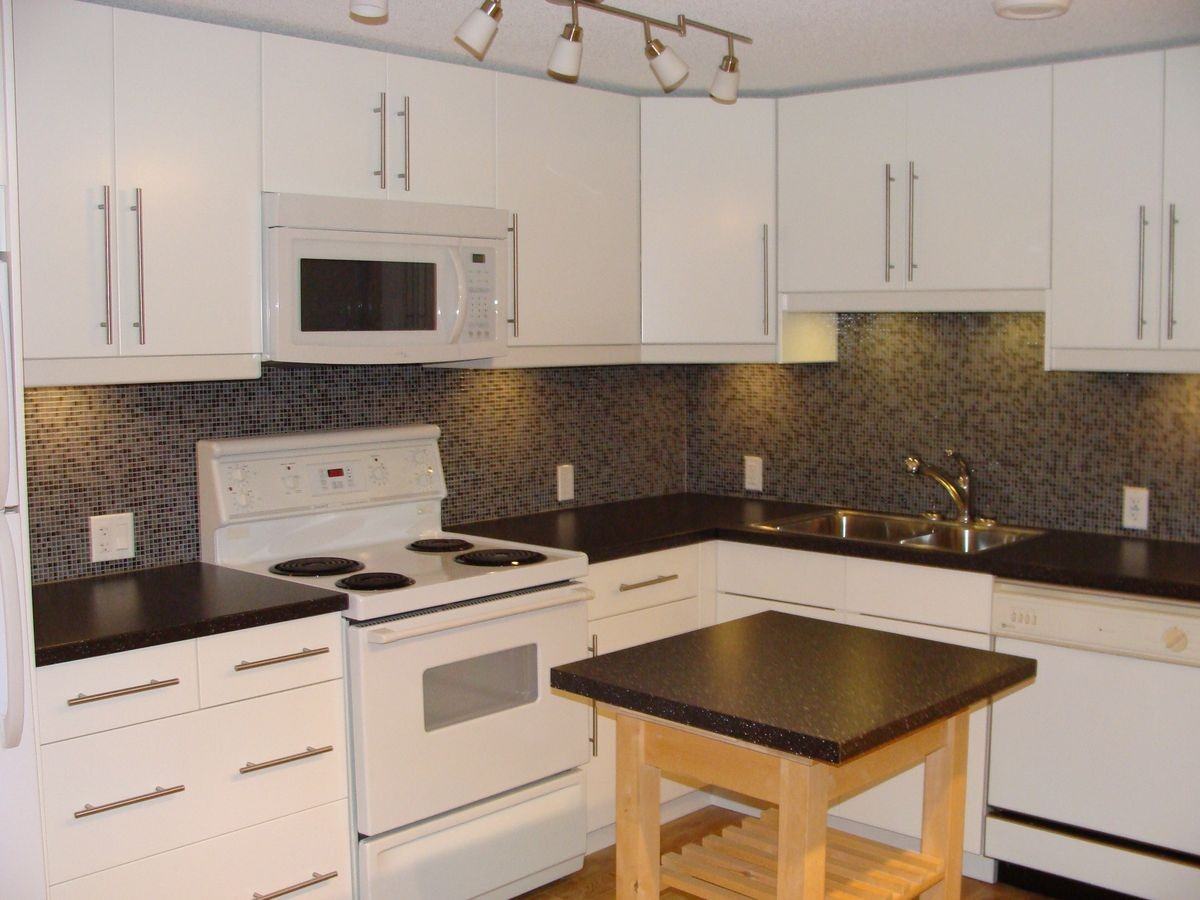 4620 Brisebois Dr Nw - Photo 5 of 11