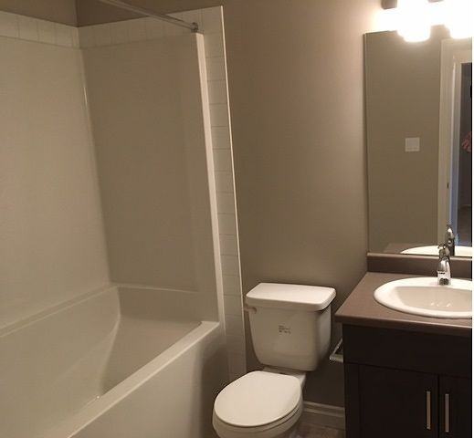 22223 88 Ave Nw - Photo 5 of 8