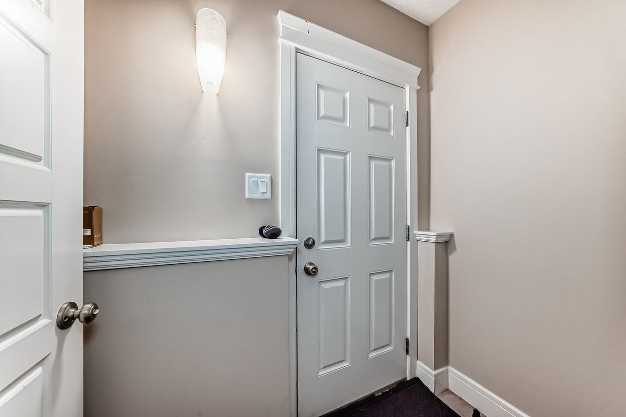 3616 168 Ave Nw - Photo 4 of 21