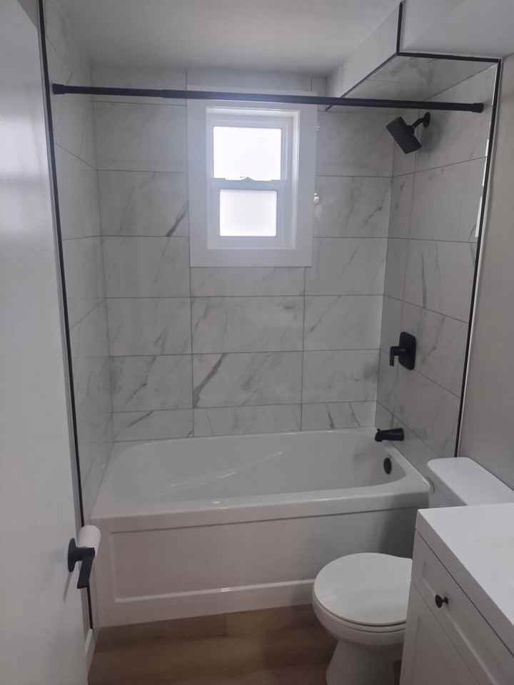 2320 16 St Sw Unit 3 - Photo 2 of 10