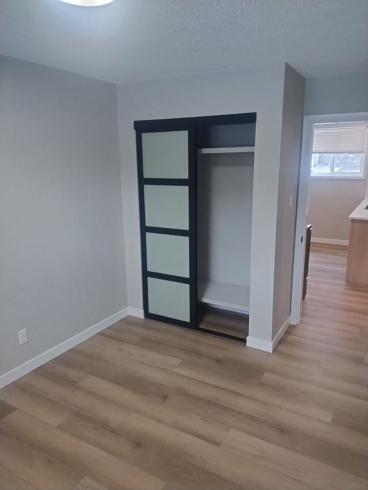 2320 16 St Sw Unit 3 - Photo 7 of 10